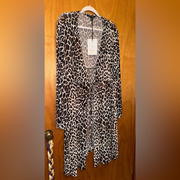 Chic Animal Print Cardigan/Tunic - Picture 3 of 5